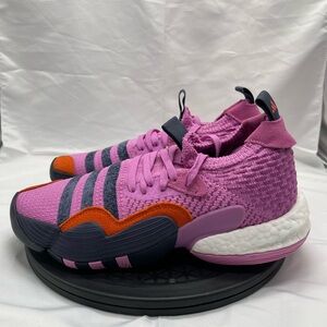 NEW Adidas Trae Young 2.0 Athletic Basketball Shoes